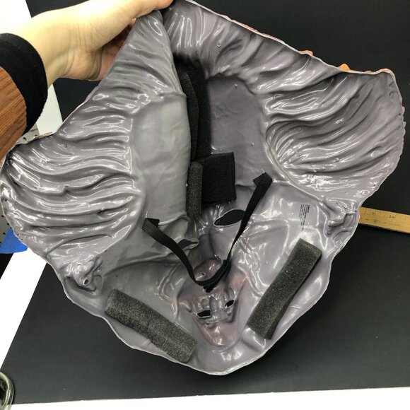 Pennywise Latex Half Mask Adult Size Evil Clown Circus Scary Halloween Costume - Picture 9 of 10